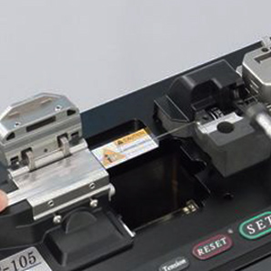 Large Diameter Optical Fiber Cleaver CT-105 Large Diameter Optical Fiber Cleaver CT-105